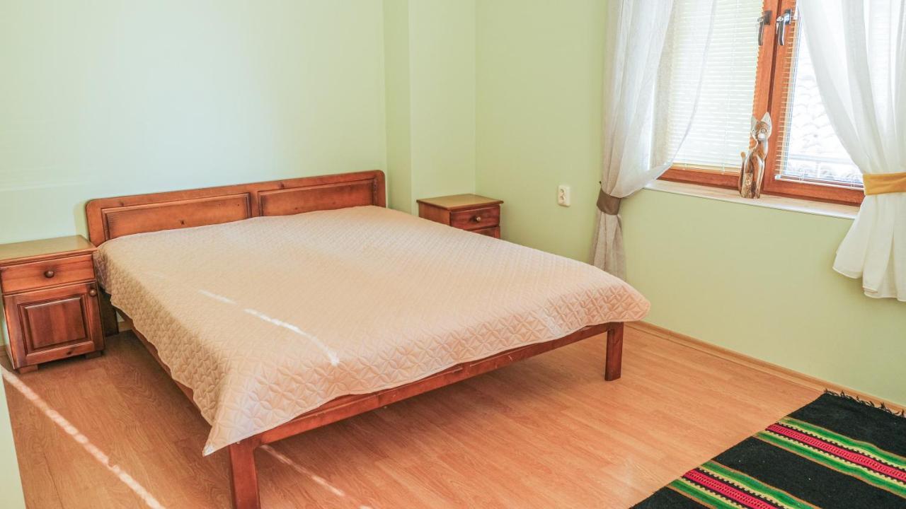 The Sunny Guest House Of Veliko Tarnovo-Amazing View, Top Location Zewnętrze zdjęcie